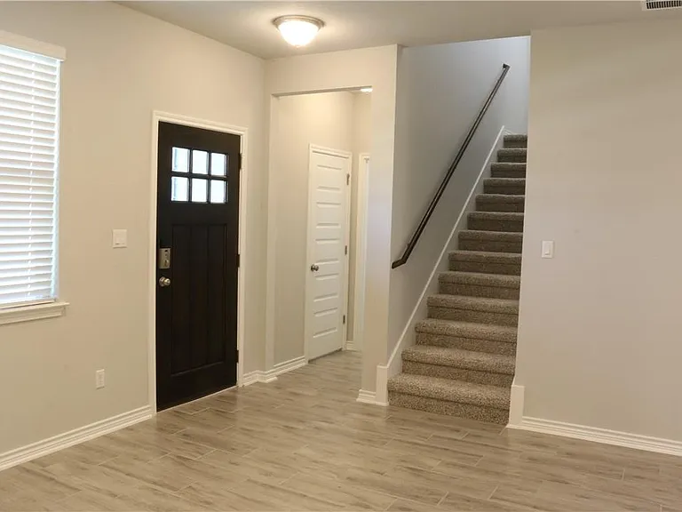 1124 Oak Chase Way — Photo 15