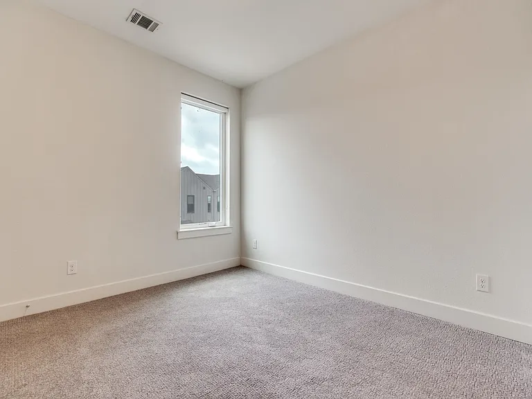 5515 Bryan Pkwy #104 — Photo 23