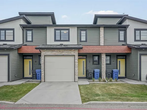 422 Highlands Blvd W #2, Lethbridge, AB T1J 5K5