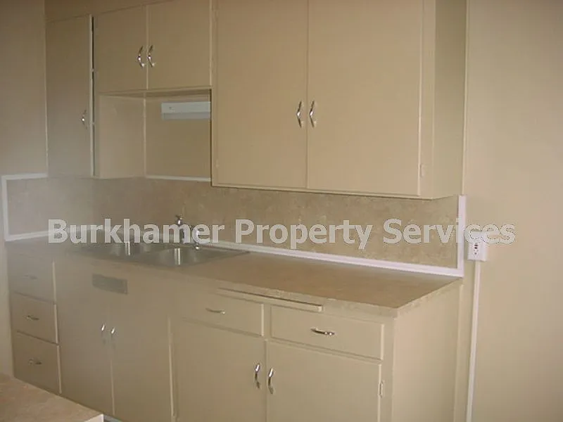 1 bed, 1.0 bath, 749 sqft, $1,095 — Photo 4
