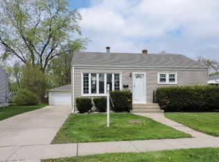 1980 Fargo St, Des Plaines, IL 60018