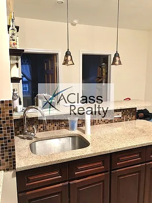 Rented by A Class Realty Long Island City LLC | media 16