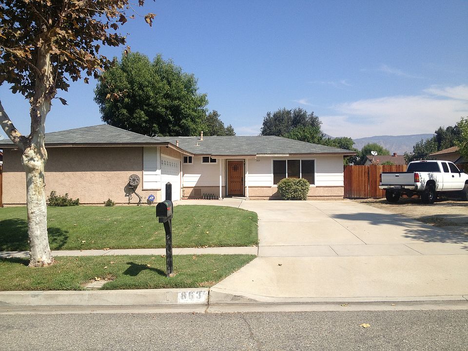 2nd image of 863 Hartzell Ave