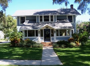 111 S Disston Ave, Tavares, FL 32778