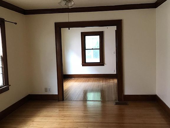 Dining room to living room