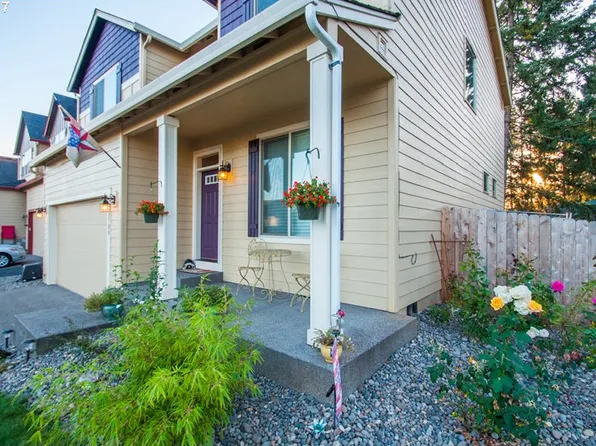 58700 Noble Rd, Saint Helens, OR 97051