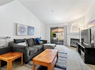 950 Seven Hills Dr APT 1027, Henderson, NV 89052