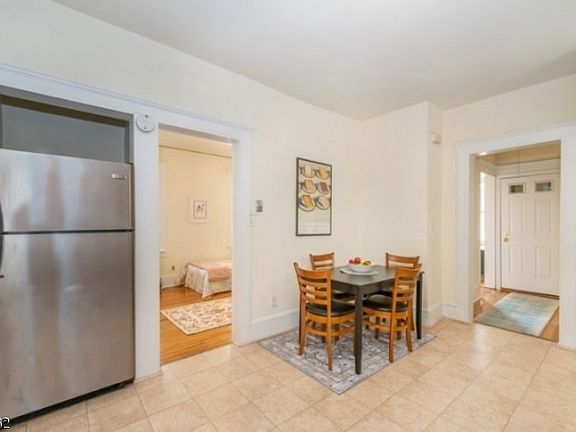 5th image of 72 N Willow St #1