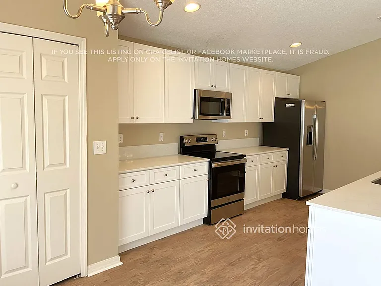 3997 Hillingdon Rd — Photo 5