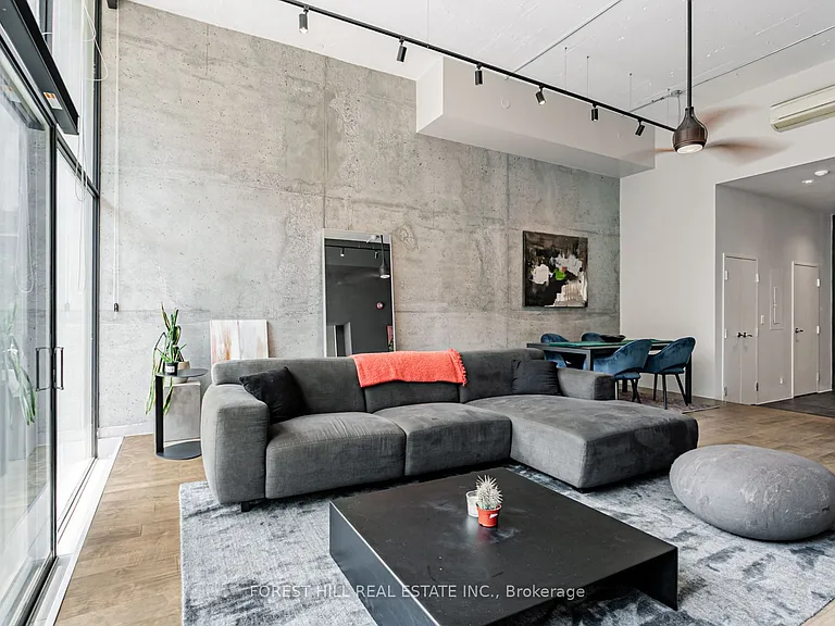 86 Gerrard St E #1E — Photo 22
