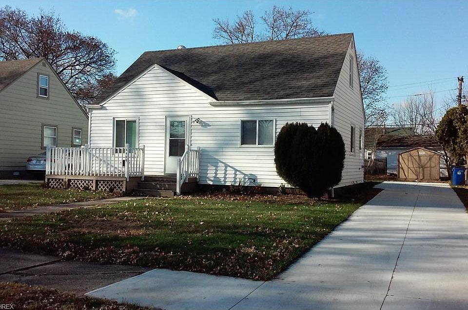 1st image of 4406 W 189th St