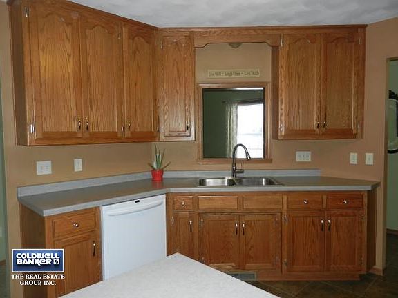 Kitfchen Overlooking LR