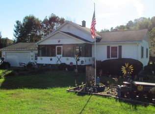 1182 E Avery Station Rd, Factoryville, PA 18419