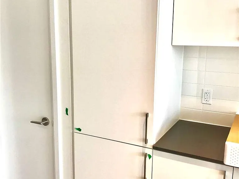 27 Bathurst St #1105W — Photo 6