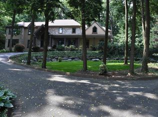 212 Spottswood Dr, Lancaster, PA 17601