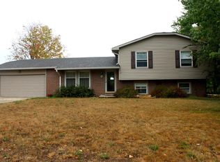 17 Al Mar Dr, Bargersville, IN