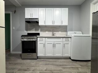 771 E 216th St, Bronx, NY 10467