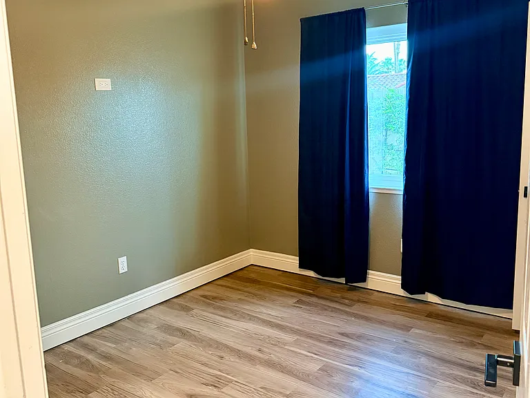 4437 Crimson Leaf Dr — Photo 13