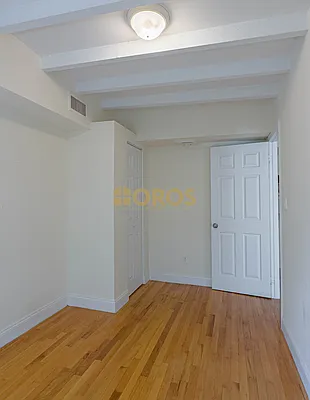 Rented by City Connections Realty | media 19