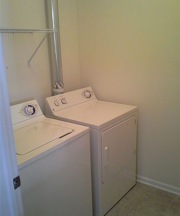 23878 Northstone Village Dr, Taylor, MI 48180 Zillow