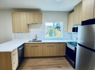 6110 NE Willow St #102, Portland, OR 97213