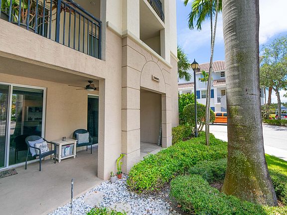 4th image of 3107 Renaissance Way