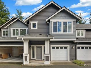 5501 Lakemont Blvd SE APT 104, Bellevue, WA