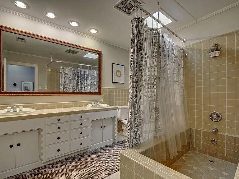 1708 Windoak Dr — Photo 20