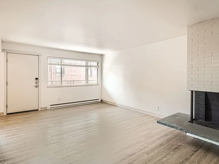 6714 Greenwood Ave N #4 — Photo 14