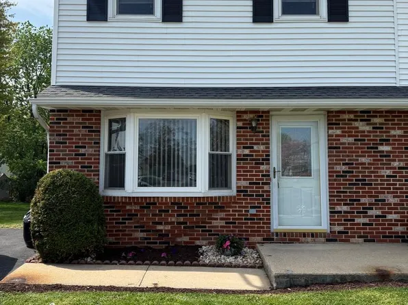 467 S Plum St, Mount Joy, PA 17552