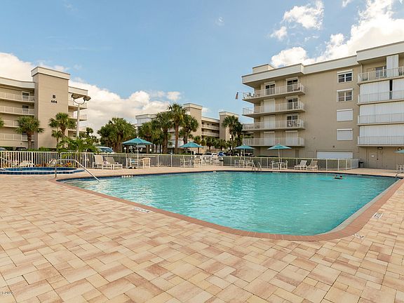 4th image of 604 Shorewood Dr Unit B204