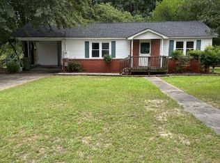 2041 Columbia Cir, Sumter, SC 29154