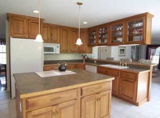 145 Stone Row Ln, Spring Mills, PA 16875