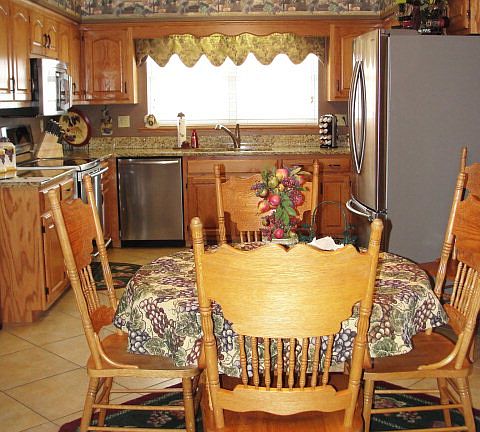 4th image of 222 Ash Park Dr