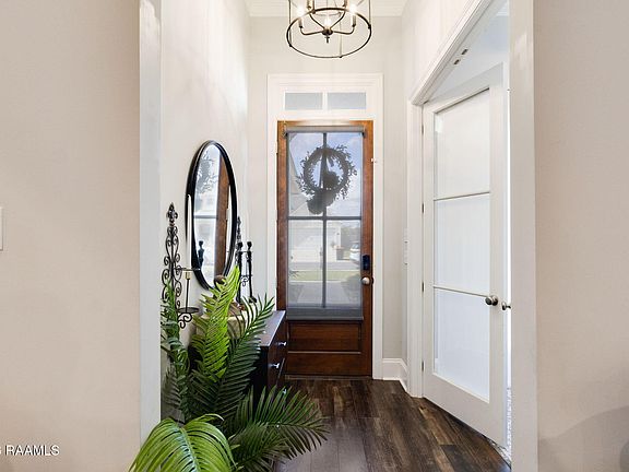 3rd image of 106 Finsbury Ln