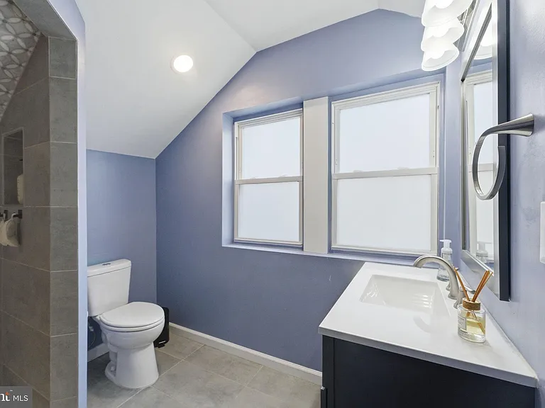 517 Lebaum St SE — Photo 32