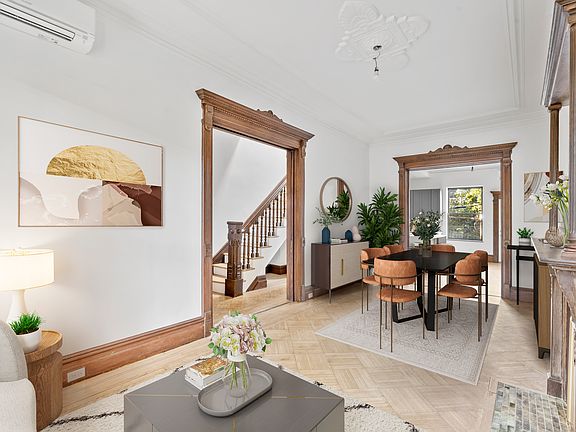 3rd image of 605 Macdonough St #3