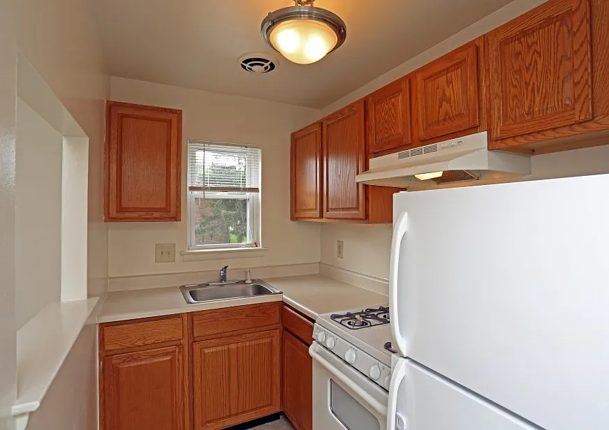 Cedar Glen Apartments — Photo 3