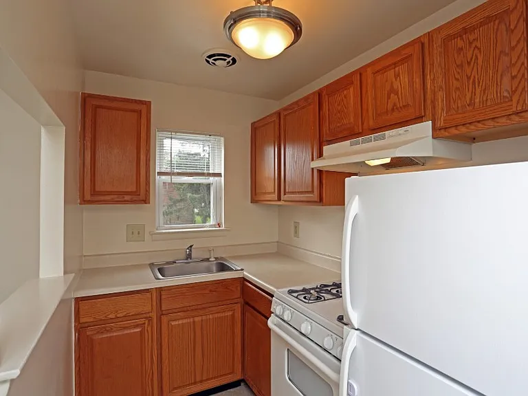Cedar Glen Apartments — Photo 3