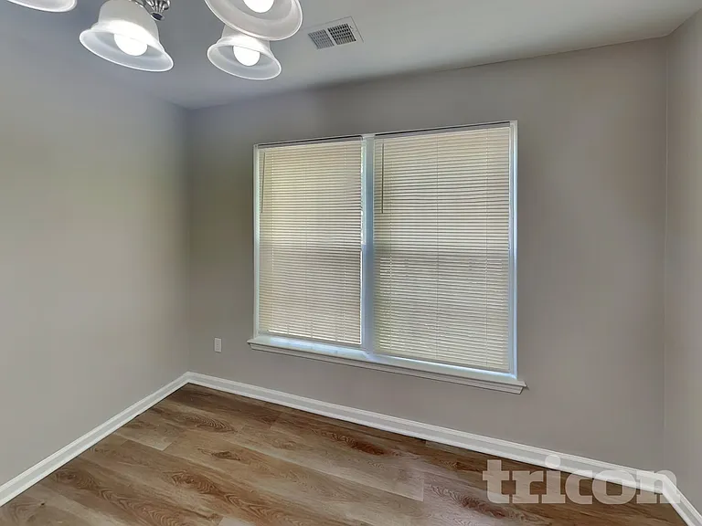 310 Winding Canyon Dr — Photo 3