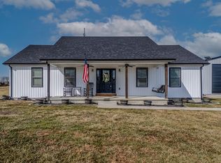 862 Peasticks Rd, Owingsville, KY 40360