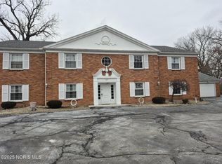 435 Park Ave APT 202, Fostoria, OH 44830