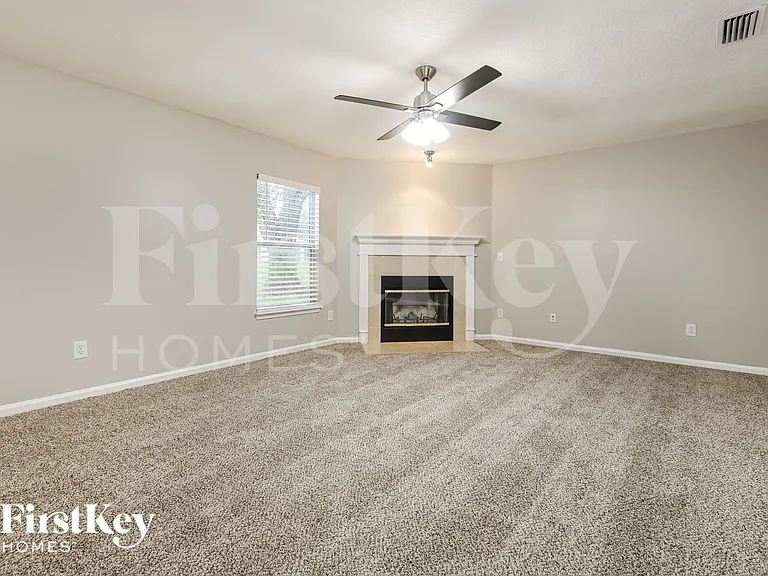 1814 Forest Creek Dr — Photo 5