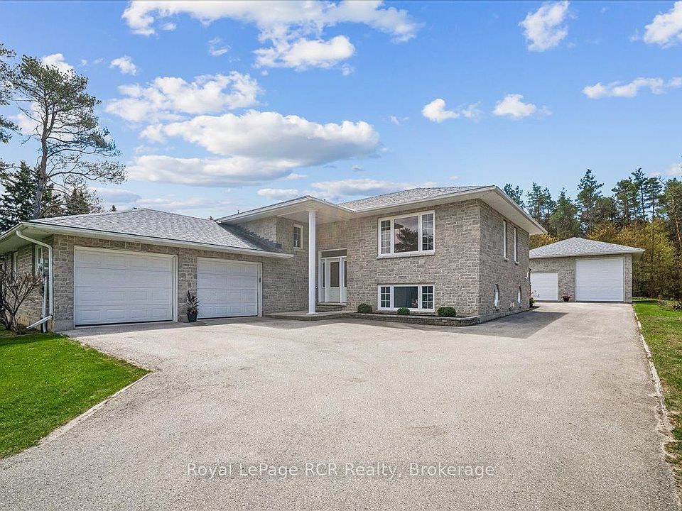 1st image of 30 Pine Tree Dr