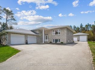 30 Pine Tree Dr, South Bruce Peninsula, ON N0H1P0