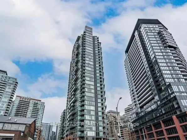 150 E Liberty St, Toronto, ON