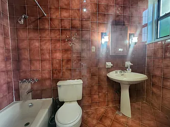 Rented by RELEASE NY