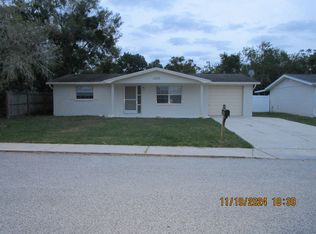 7230 Parrot Dr, Port Richey, FL 34668