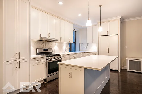 Rented by EXR | media 5