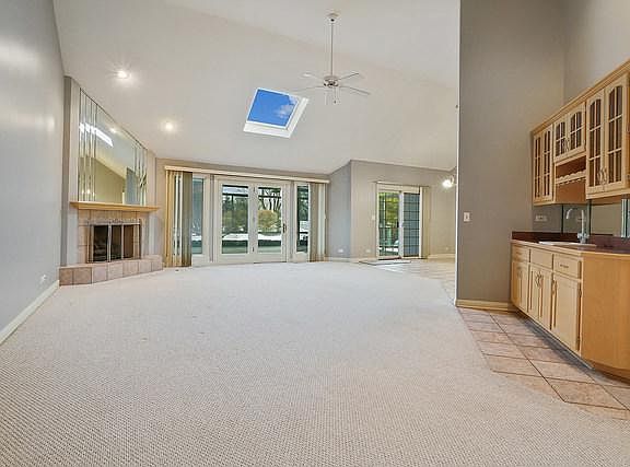 5th image of 11141 Fawn Creek Ln